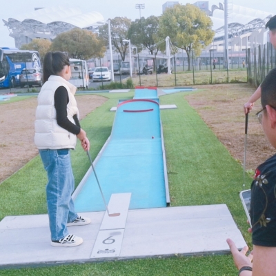 清明小長假，迷你高球運動熱潮席卷昆山市體育館，體驗人員爆滿！
